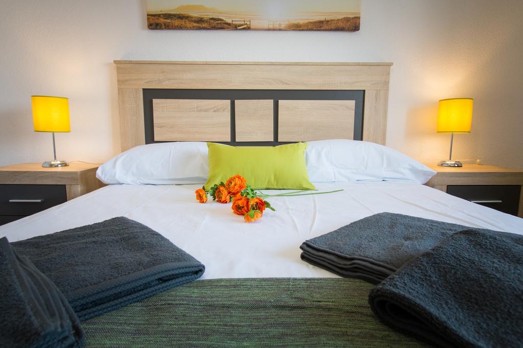 Holidays2torremolinos De 3 Con Terraza Y Piscina Comunitaria Appartamento Torremolinos